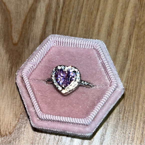 Beautiful Pink Heart Bling Ring - size 7 - Picture 7 of 8